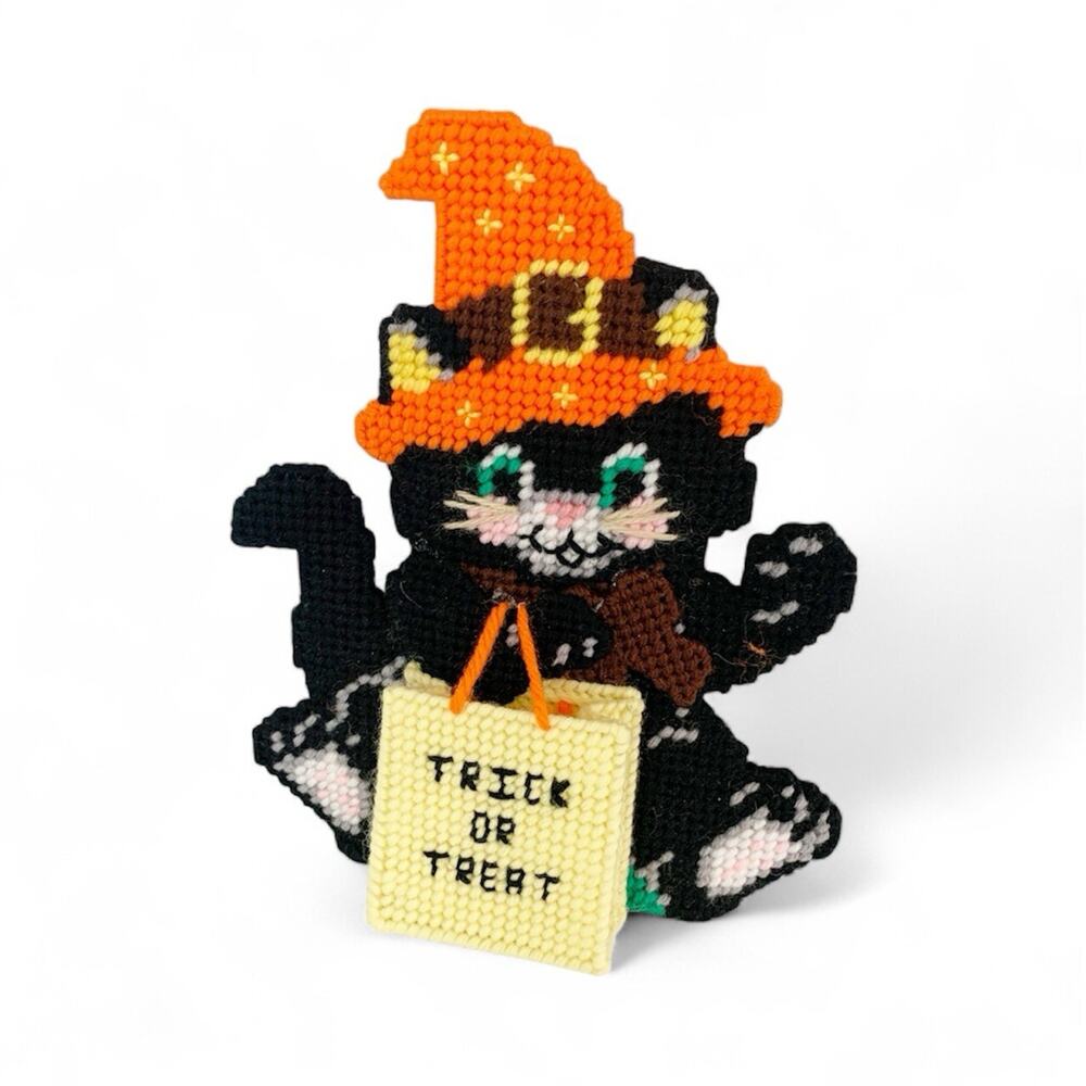 Halloween Cat In Witch Hat Plastic Canvas Decor Trick or Treat Candy Holder 9"